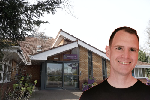 Cllr.Mike Sammon at Queenscourt